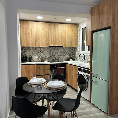 Christinas House Apartman *