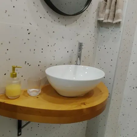 Christinas House Apartman *